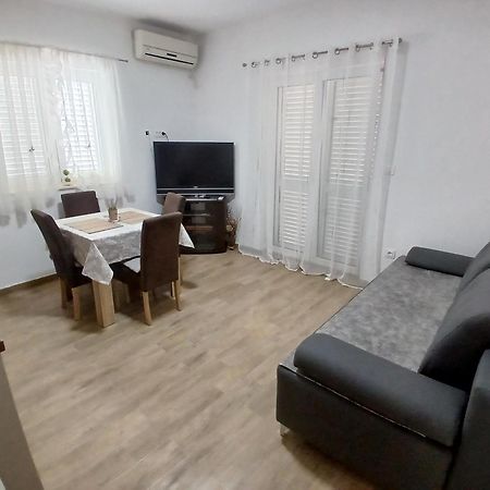Apartments Tiha Noc Kotor Dış mekan fotoğraf