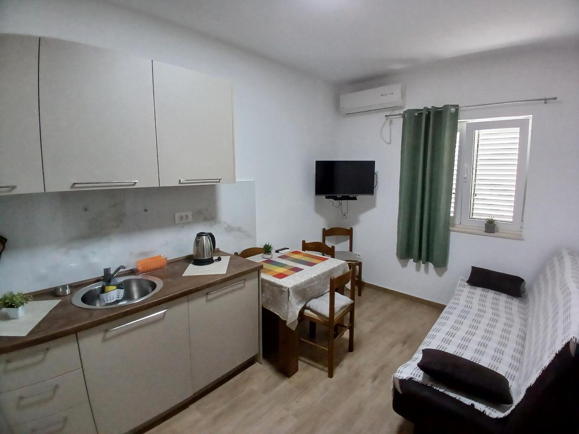 Apartments Tiha Noc Kotor Dış mekan fotoğraf