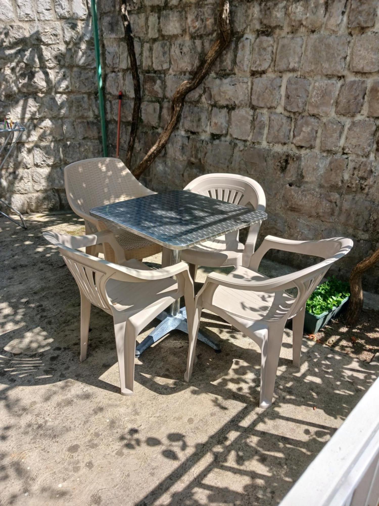 Apartments Tiha Noc Kotor Dış mekan fotoğraf