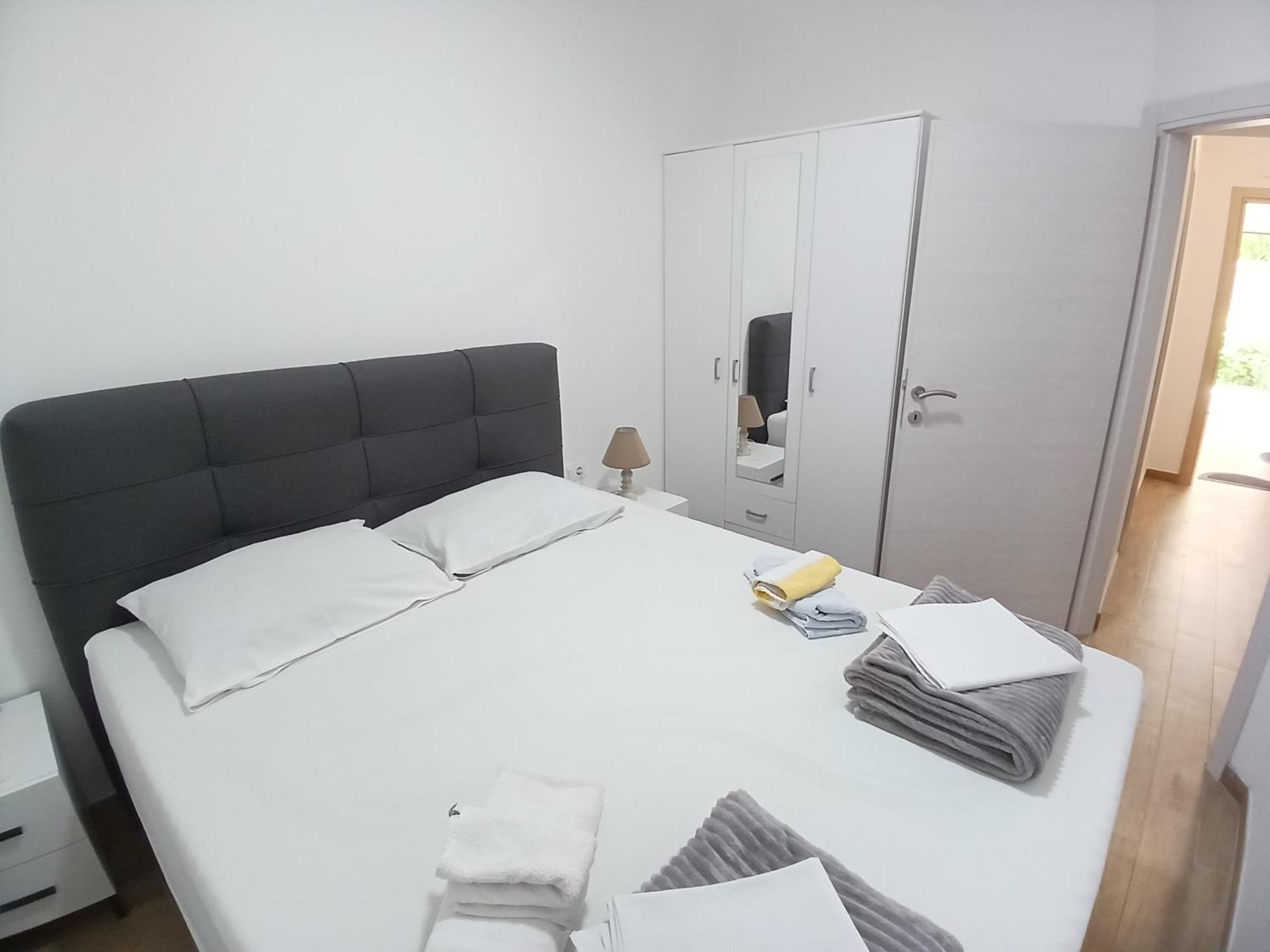 Apartments Tiha Noc Kotor Dış mekan fotoğraf