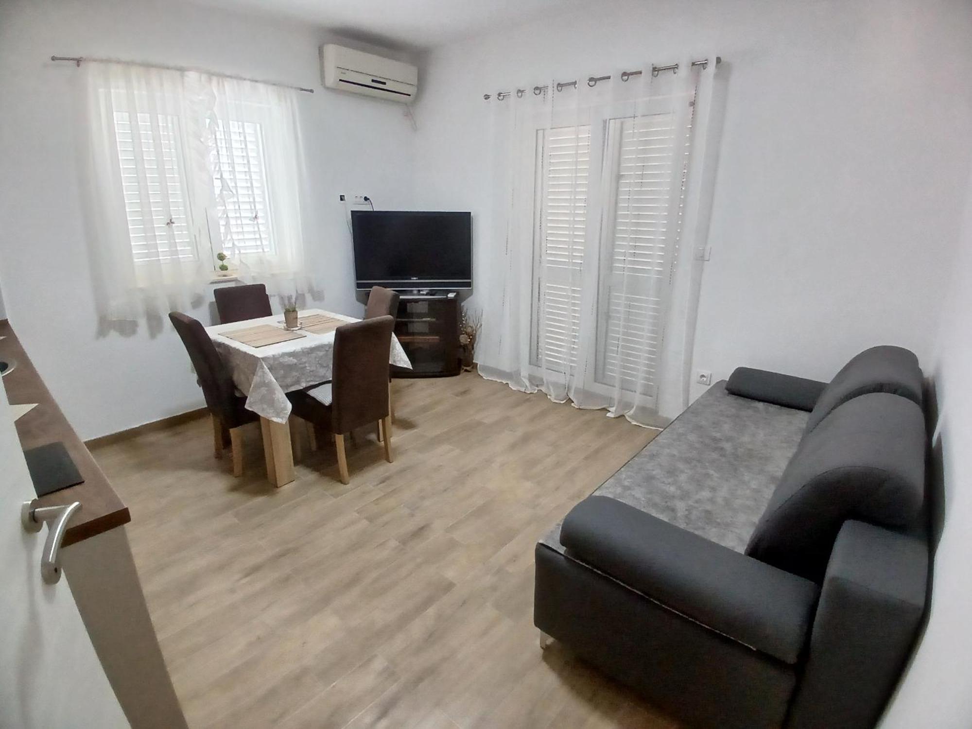 Apartments Tiha Noc Kotor Dış mekan fotoğraf