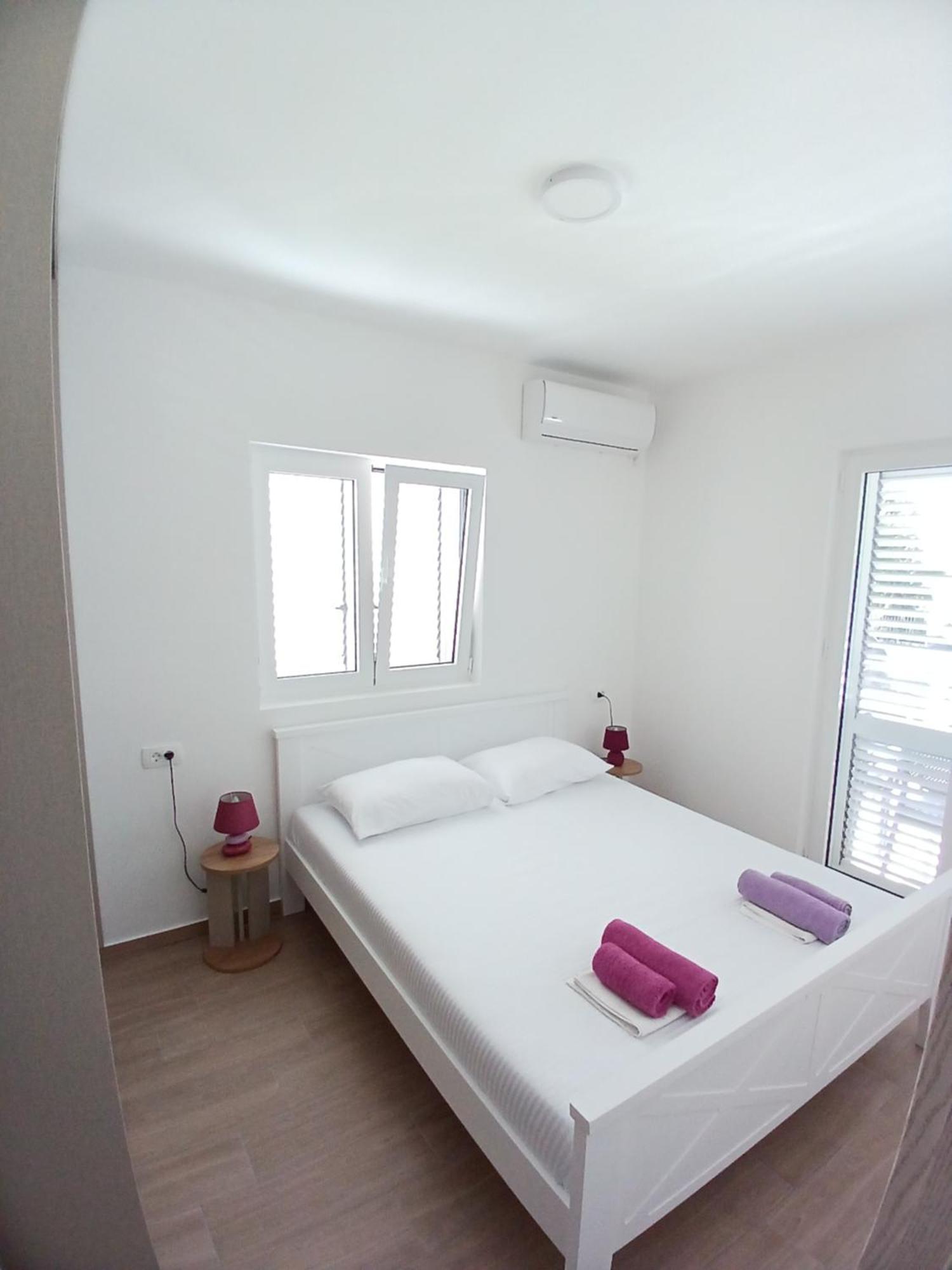 Apartments Tiha Noc Kotor Dış mekan fotoğraf