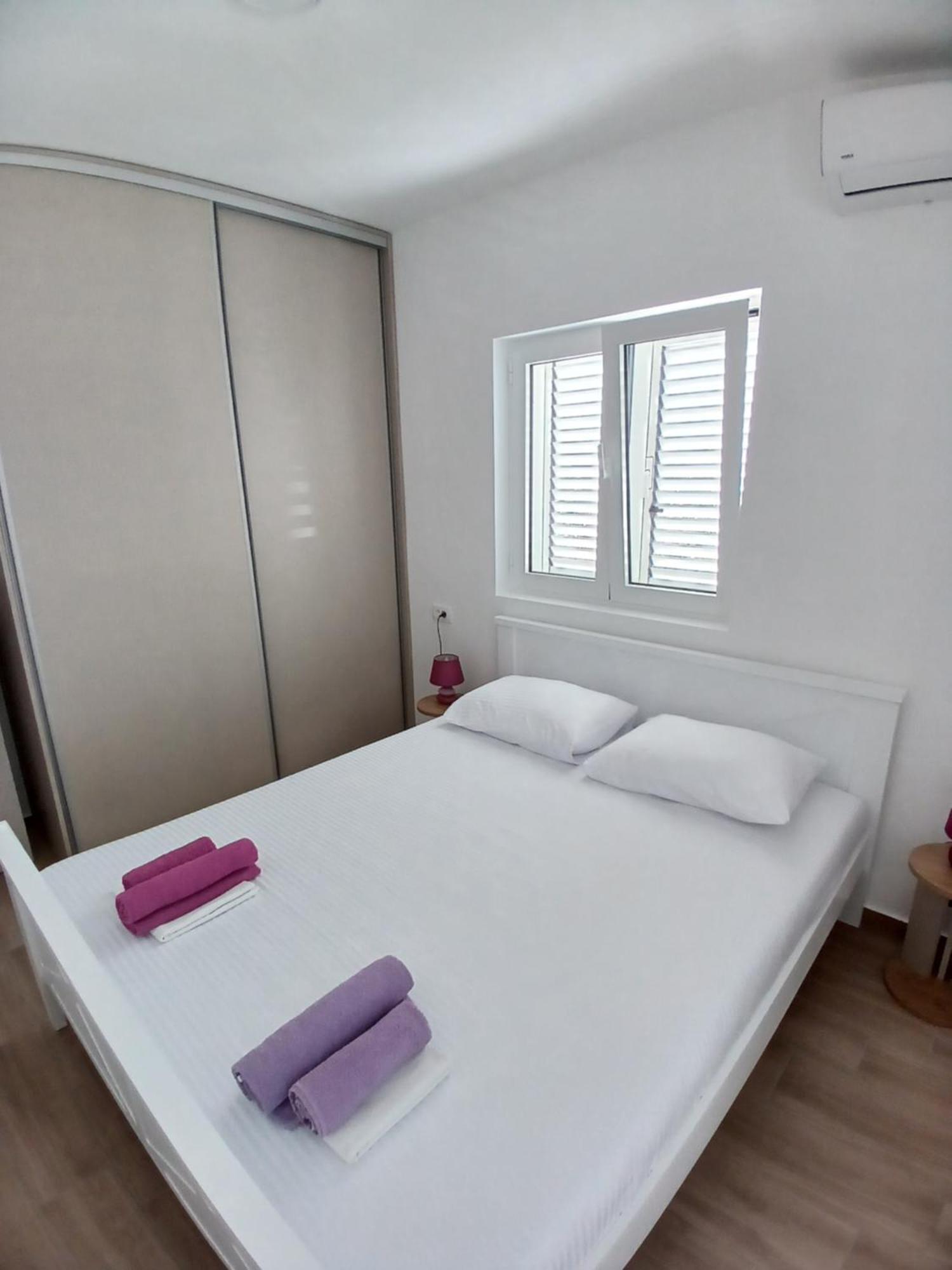 Apartments Tiha Noc Kotor Dış mekan fotoğraf