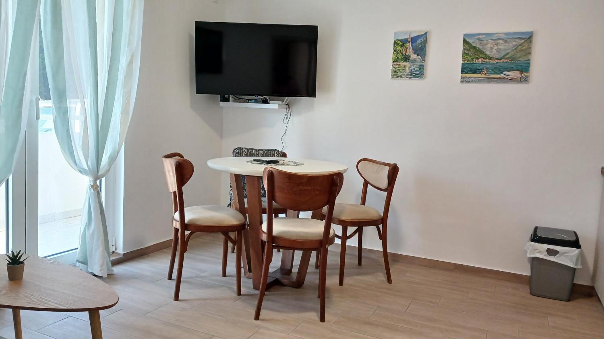 Apartments Tiha Noc Kotor Dış mekan fotoğraf